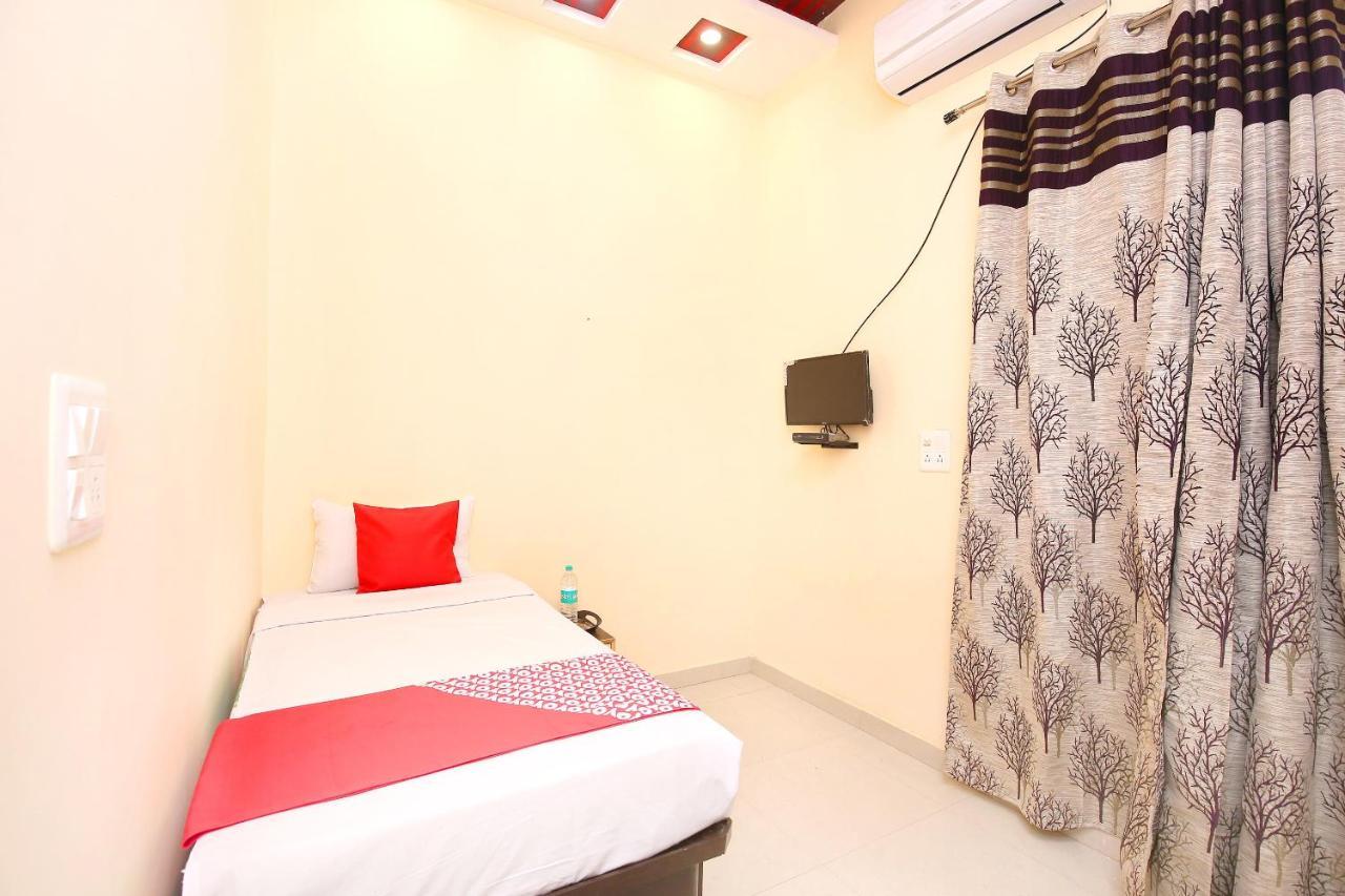Oyo Flagship Armaan Resort Shahpur  Ngoại thất bức ảnh